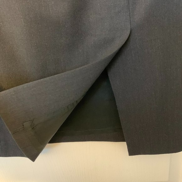 G2000 Pencil Skirt in Black (EUR 39/waist 28"/length 21.75") - Picture 3 of 5